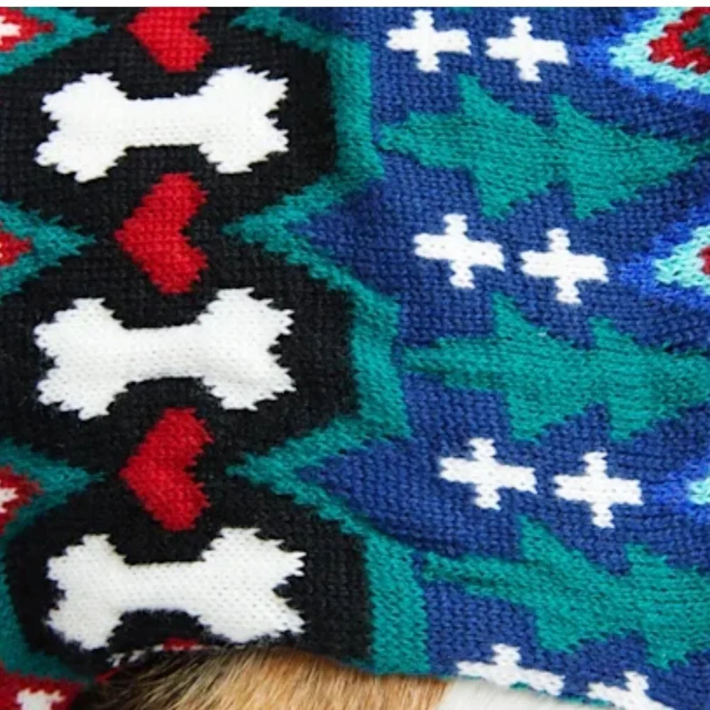 New Crosses Holiday Christmas Winter dog sweater M